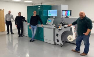 Die neue PicoJet UV-Inkjet-Digitaldruckmaschine sorgt bei Spectrum für neue Produktionsmöglichkeiten und höhere Flexibilität (Quelle: Dantex)