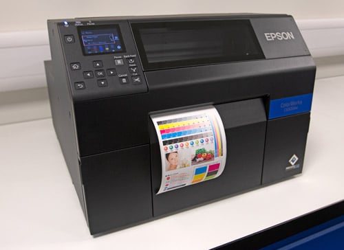 Für das neue Etikettenmaterial hat sich Lintec zunächst an den Epson-Druckern orientiert (Quelle: Lintec)