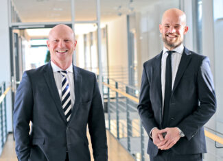 Herma Geschäftsführer Sven Schneller (links) und Dr. Guido Spachtholz
