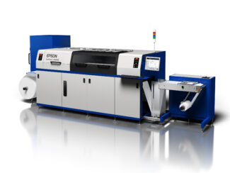Die neue Epson SurePress L-4733A/AW Druckmaschine erreicht dank des von ihr genutzten CMYKOG-Tintensatzes eine präzise Farbwiedergabe und -sättigung.