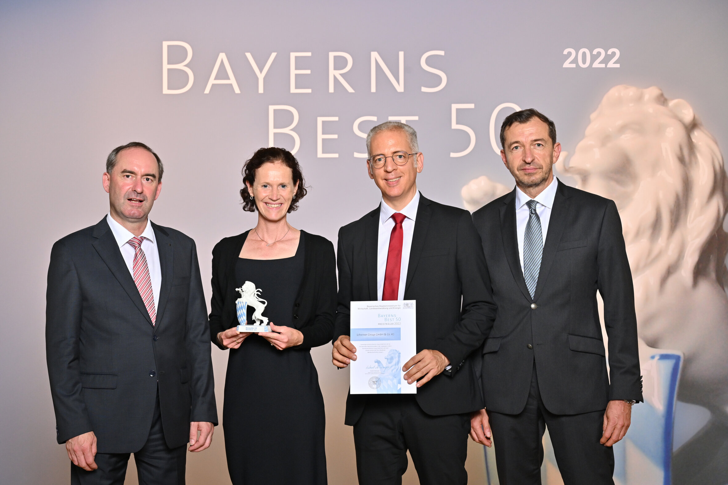 Große Freude über die Auszeichnung „Bayerns Best 50“ im Schloss Schleißheim: