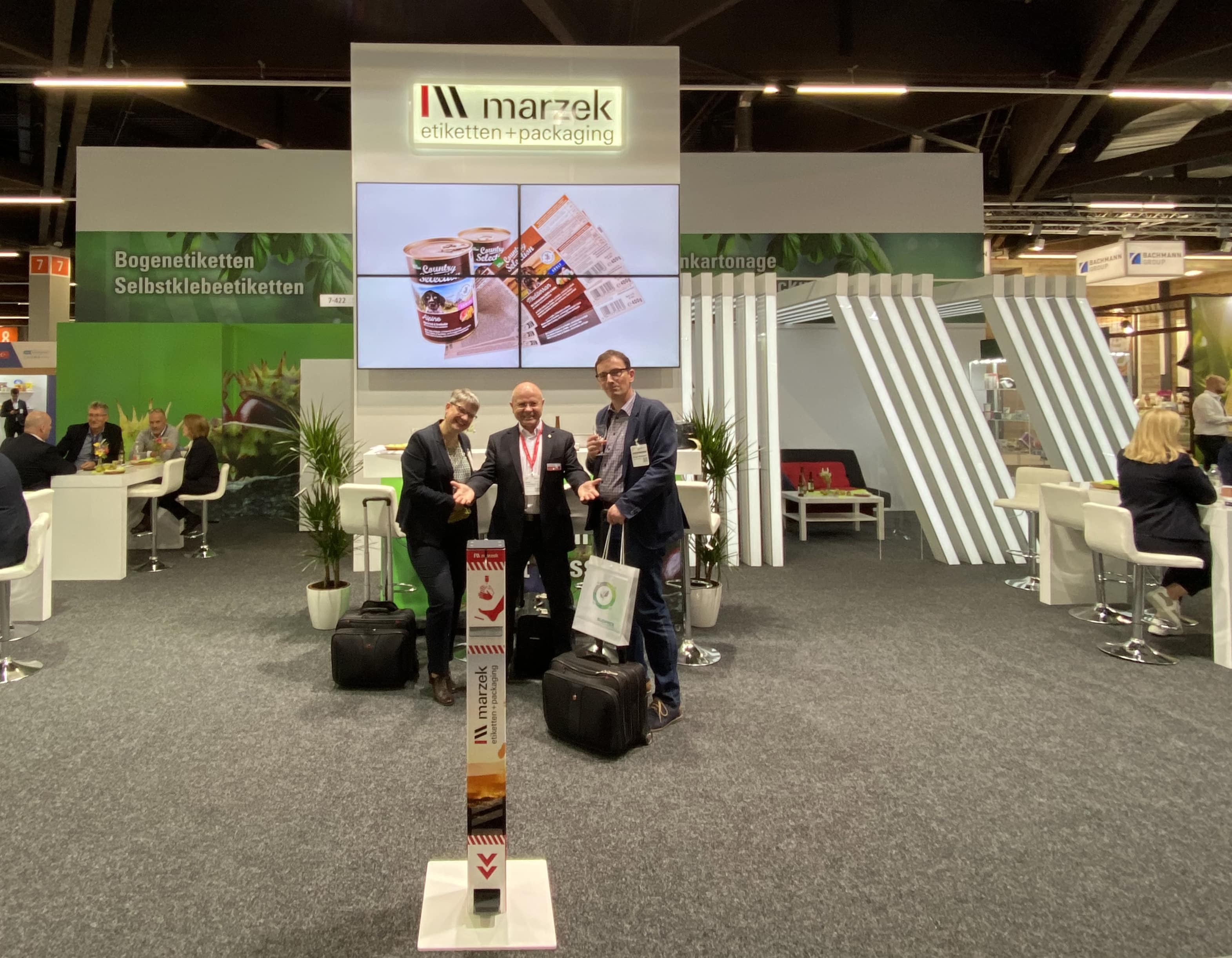 Auf dem Fachpack-Stand von Marzek Etiketten+Packaging