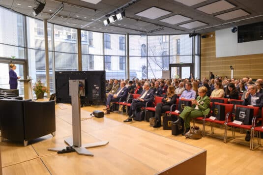 Auditorium Deutscher Verpackungskongress 2023 - Claudia Fasse - Fotografin Cathrin Bach