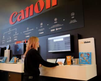 OneVision Software, Canon und andere Partner präsentieren auf dem drupa-Stand von Canon ein vollständig integriertes Druck-Ökosystem (Quelle: Canon)