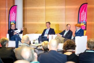 Interaktive Talkformate sind das Markenzeichen des DIGITAL PRINTING SUMMITS (Bild: print.de)