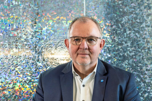 Olaf Lorenz: "Auch in der Hardware liefern Konica Minoltas Lösungen viel Optimierungspotenzial und setzt damit schon lange auf künstliche Intelligenz."