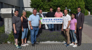 Die Dieter Kempa Etiketten GmbH erhält Besuch von Harald Danzl, CSU-Bürgermeisterkandidat auf kommunaler Ebene in Feucht (Quelle: Dieter Kempa Etiketten GmbH)