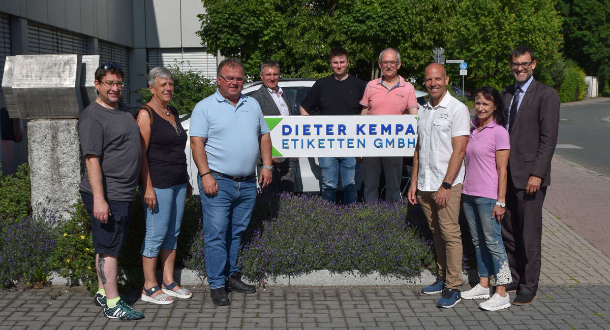 Die Dieter Kempa Etiketten GmbH erhält Besuch von Harald Danzl, CSU-Bürgermeisterkandidat auf kommunaler Ebene in Feucht (Quelle: Dieter Kempa Etiketten GmbH)