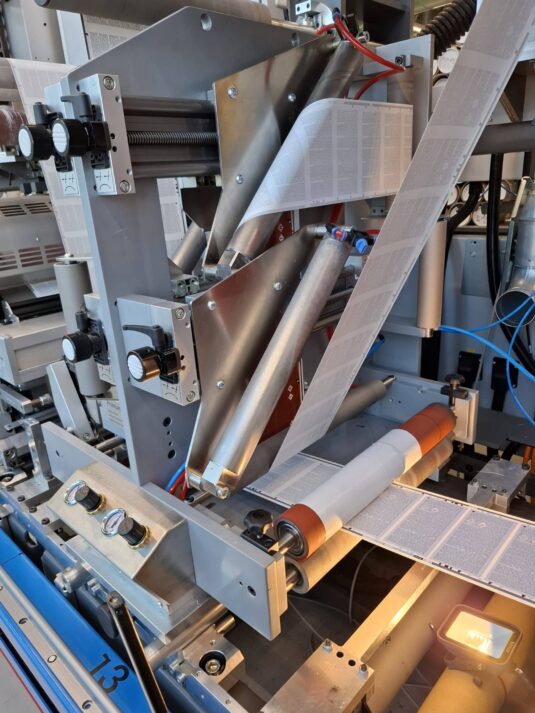 Printum-Multilayer-Kit-Ausrüstung, installiert auf einer Gallus Labelmaster 440 Etikettendruckmaschine (Quelle: Printum) 