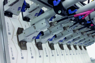Backside Numbering mit 16 REA Jet HR-Schreibköpfen (Quelle: REA Elektronik GmbH)