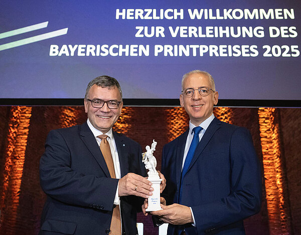 Roland Schreiner, geschäftsführender Gesellschafter der Schreiner Group, wurde für herausragende Leistungen mit dem Bayerischen Printpreis ausgezeichnet (Quelle: Schreiner Group)