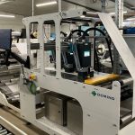 Eine der in der installierten Domino K300 Monochrom-Inkjet-Druckmaschinen für den variablen 2D-Codedruck (Quelle: Domino)