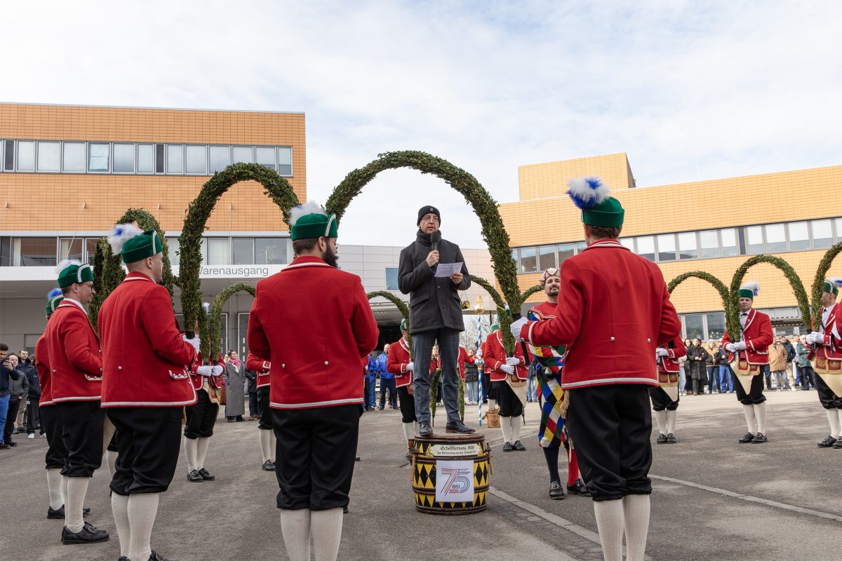 Geschäftsführer Roland Schreiner blickt im Jubiläumsjahr 2026 auf 75 Jahre Unternehmensgeschichte zurück und freut sich auf eine vielversprechende Zukunft (Quelle: Schreiner Group)