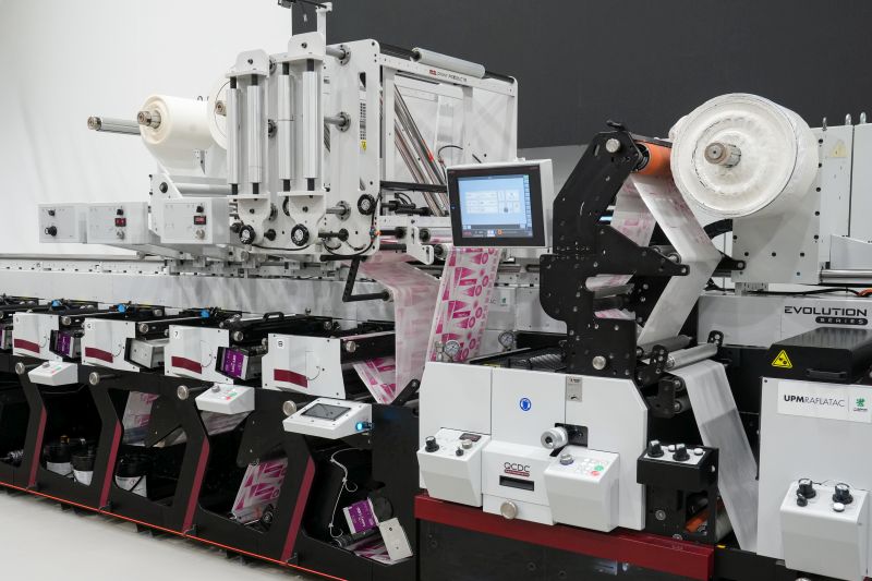 Mark Andy Evolution Series E5 Druckmaschine und Smart Labels (Quelle: Mark Andy)