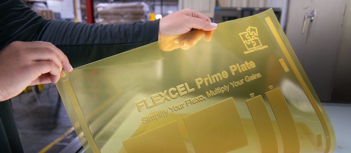 Flexcel Prime basiert auf einer neuen Kombination aus Platte und Film und verfügt über eine Lift-Resist-Formulierung, verbesserte Sauberkeitseigenschaften sowie eine verkürzte UVC-Nachbehandlung (Quelle: Miraclon)