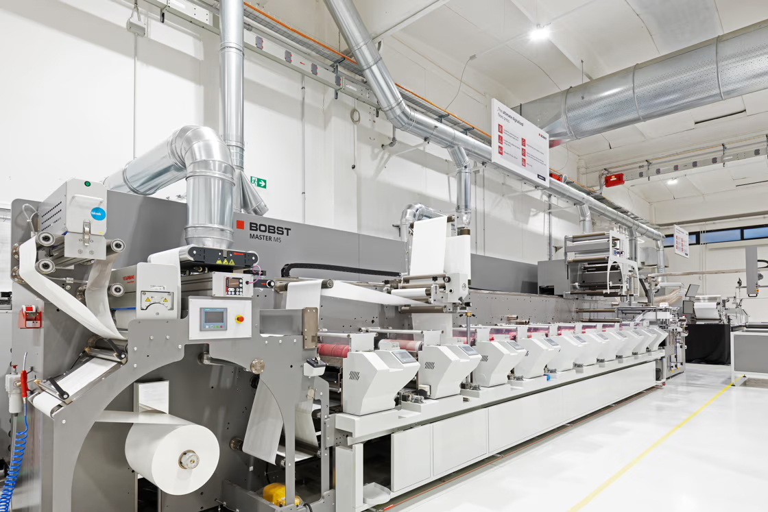 Bobst Master M5: Automatisierte, vielseitige Druckmaschine für Etiketten und flexible Verpackungen (Quelle: Bobst)
