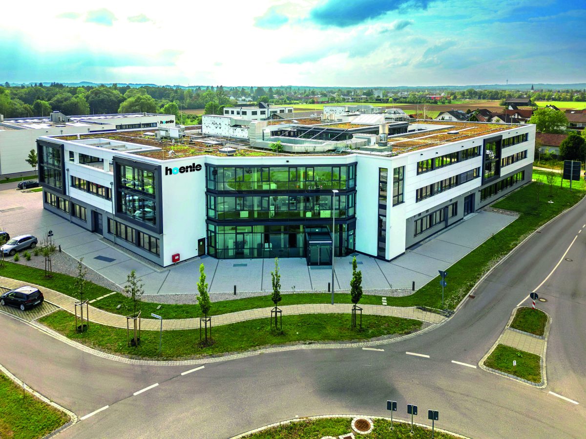 Hoenle Hauptsitz in Gilching bei München (Quelle: Hoenle)