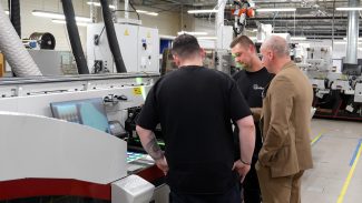 Mit der Investition von Aniflex in hybride Technologie von Mark Andy reagiert das Unternehmen auf die aktuellen Marktanforderungen (Quelle: Mark Andy)