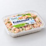 Für sieben PP- und PE-Haftmaterialien von Herma bestätigen Zertifikate die vollständige Ablösbarkeit von starren PP-Verpackungen bereits in der Kaltwäsche bei 40 °C (Quelle: Herma GmbH, KI-generiert)
